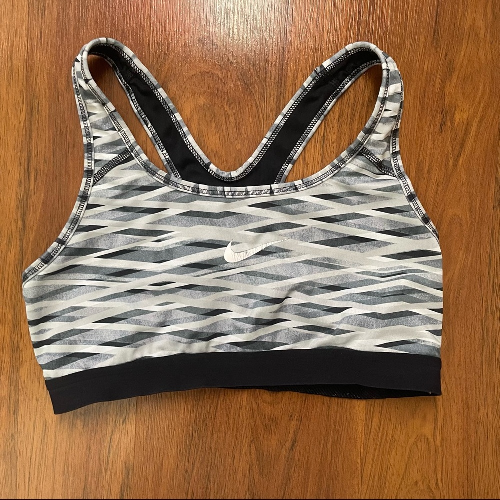 nike medium support supports bra